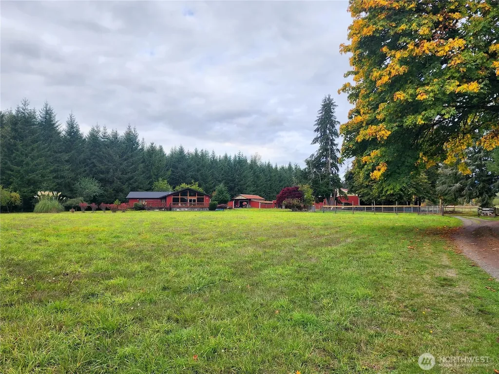 144 Ciannigan Hill Road Silver Creek WA 98585