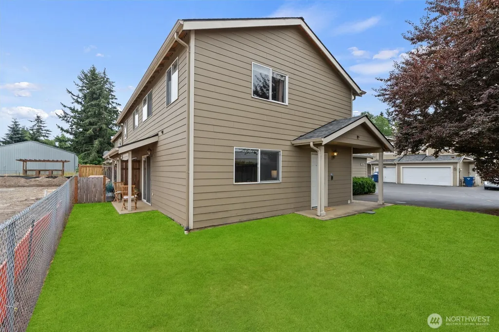 304 29th Street SE Auburn WA 98002