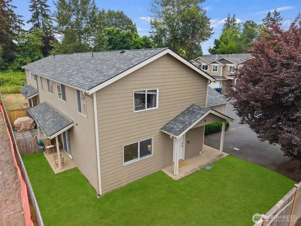 304 29th Street SE Auburn WA 98002