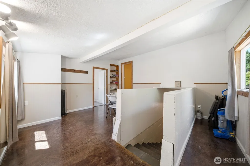 709 W Fourth Plain Boulevard Vancouver WA 98660