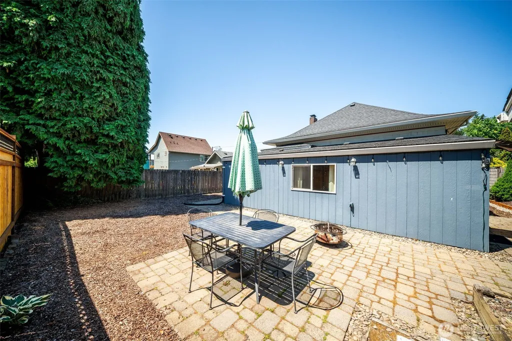 709 W Fourth Plain Boulevard Vancouver WA 98660
