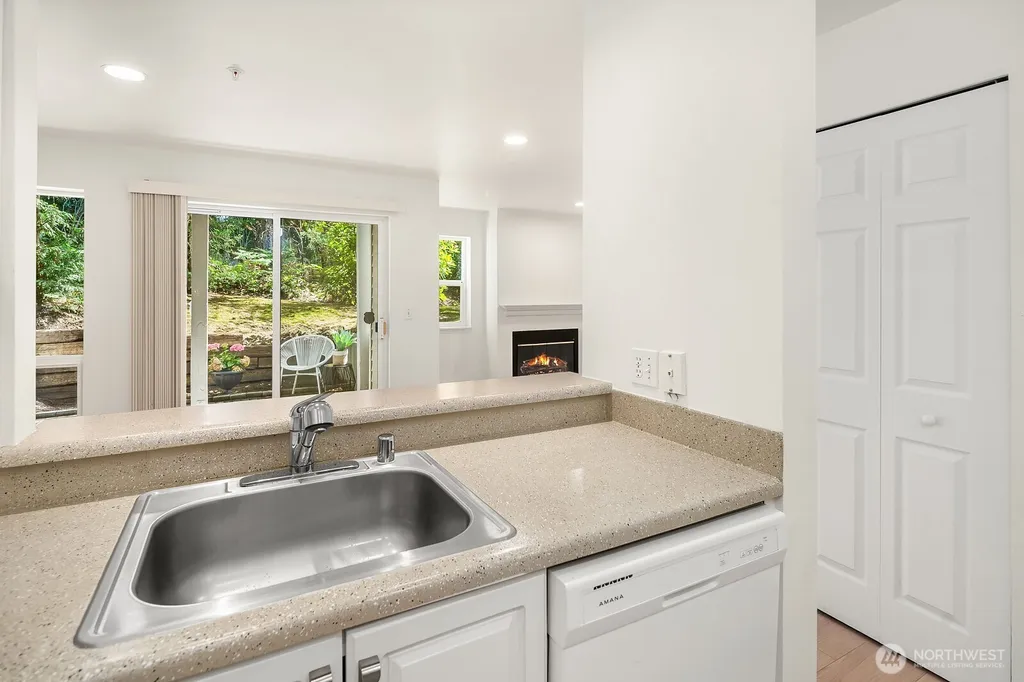 2989 142nd Place SE Bellevue WA 98007
