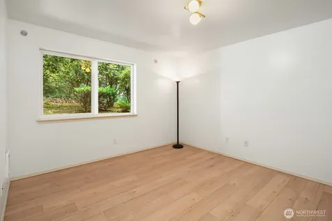 2989 142nd Place SE Bellevue WA 98007