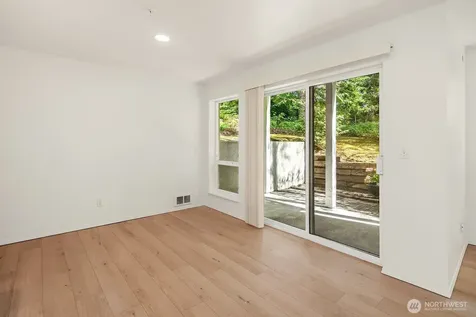 2989 142nd Place SE Bellevue WA 98007