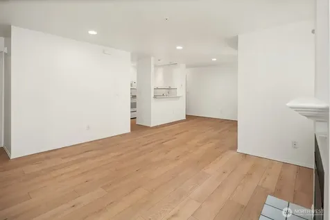 2989 142nd Place SE Bellevue WA 98007