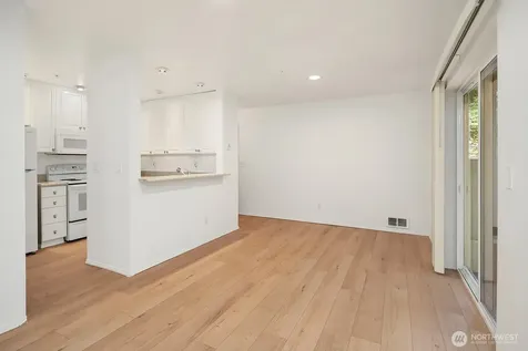 2989 142nd Place SE Bellevue WA 98007