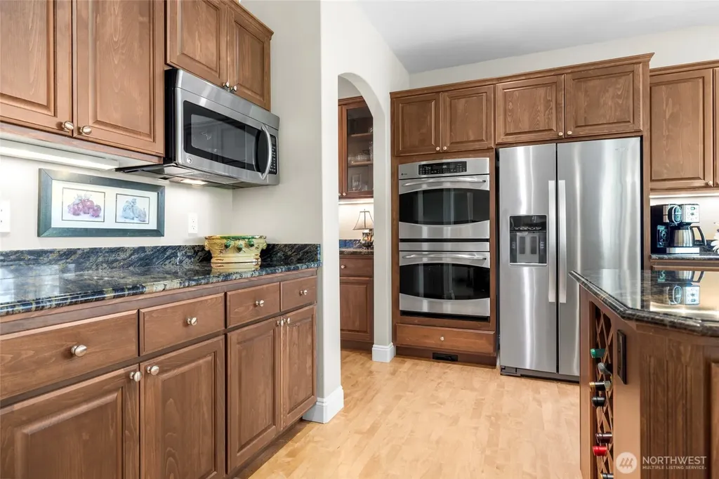 1808 Bakerview Court Mount Vernon WA 98274
