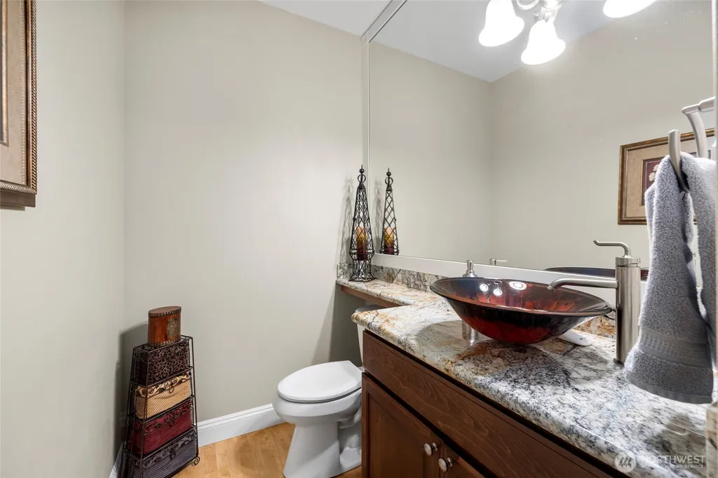1808 Bakerview Court Mount Vernon WA 98274