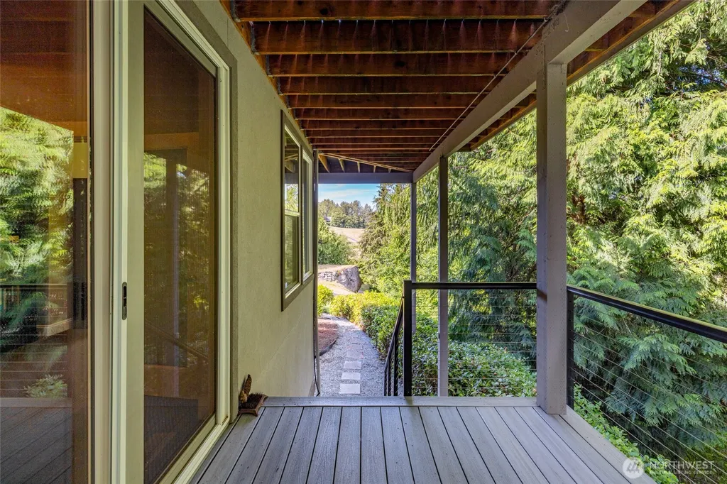 1808 Bakerview Court Mount Vernon WA 98274