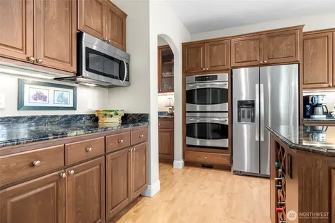 1808 Bakerview Court Mount Vernon WA 98274