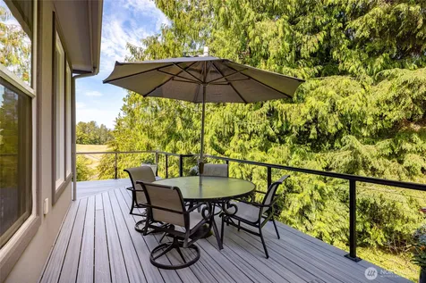 1808 Bakerview Court Mount Vernon WA 98274