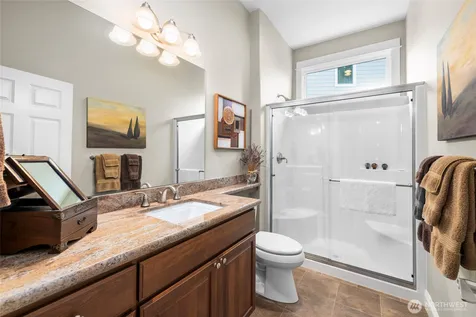 1808 Bakerview Court Mount Vernon WA 98274