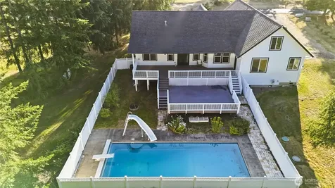 128 Flagstone Drive Silverlake WA 98645