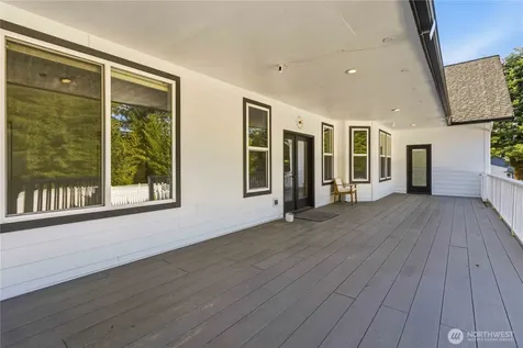 128 Flagstone Drive Silverlake WA 98645