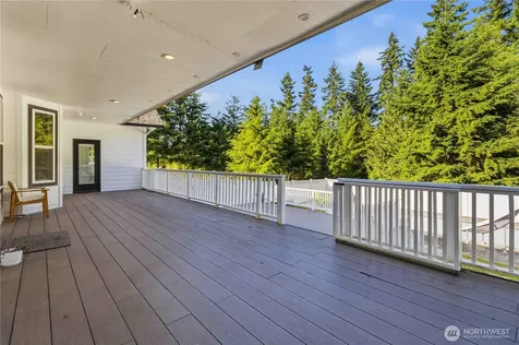 128 Flagstone Drive Silverlake WA 98645