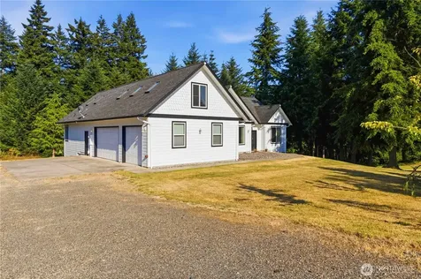 128 Flagstone Drive Silverlake WA 98645