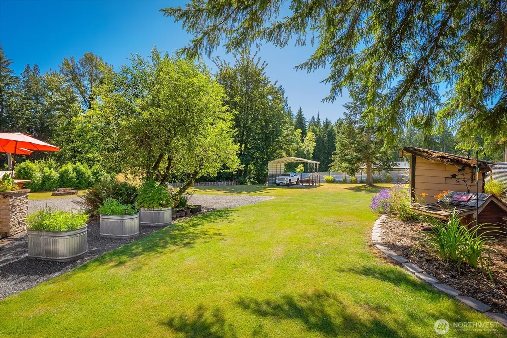 412 Newberg Road Snohomish WA 98290