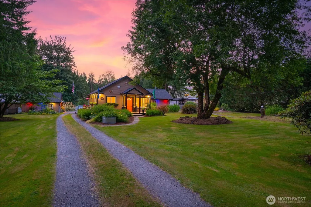 412 Newberg Road Snohomish WA 98290
