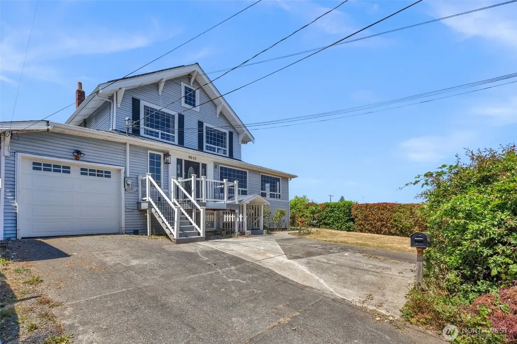 9615 56th Avenue S Seattle WA 98118