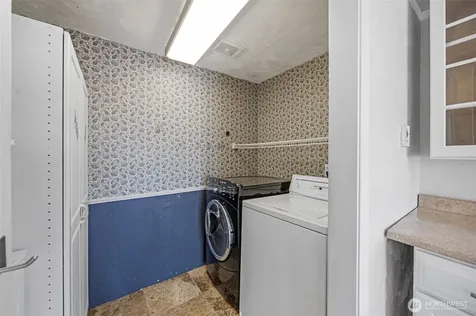 9615 56th Avenue S Seattle WA 98118