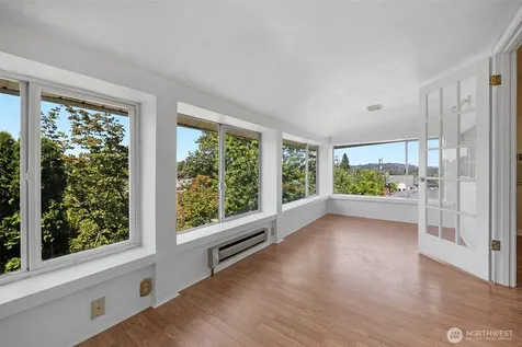 9615 56th Avenue S Seattle WA 98118