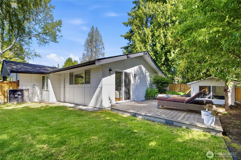 1820 101st Avenue NE Bellevue WA 98004