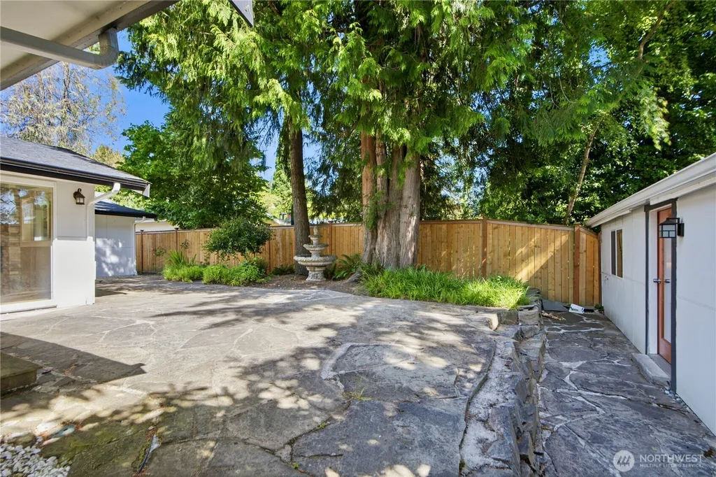 1820 101st Avenue NE Bellevue WA 98004