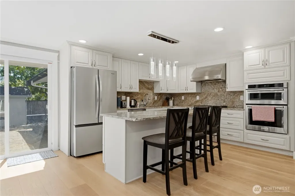 1820 101st Avenue NE Bellevue WA 98004