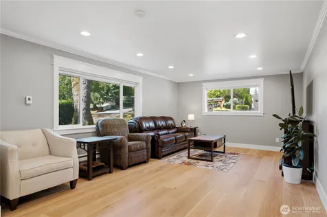 1820 101st Avenue NE Bellevue WA 98004