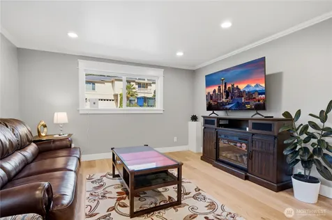1820 101st Avenue NE Bellevue WA 98004