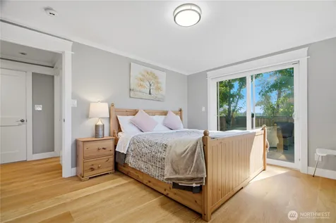 1820 101st Avenue NE Bellevue WA 98004