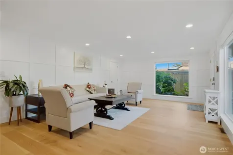 1820 101st Avenue NE Bellevue WA 98004