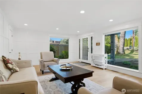 1820 101st Avenue NE Bellevue WA 98004