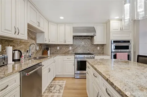 1820 101st Avenue NE Bellevue WA 98004