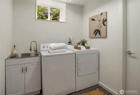 4055 SW Holgate Street Seattle WA 98116
