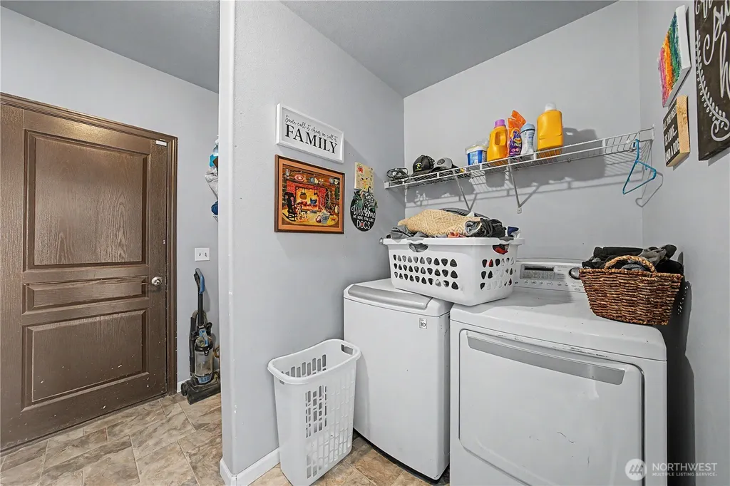 517 N Kentucky Drive Moses Lake WA 98837