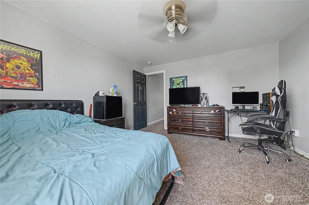 517 N Kentucky Drive Moses Lake WA 98837