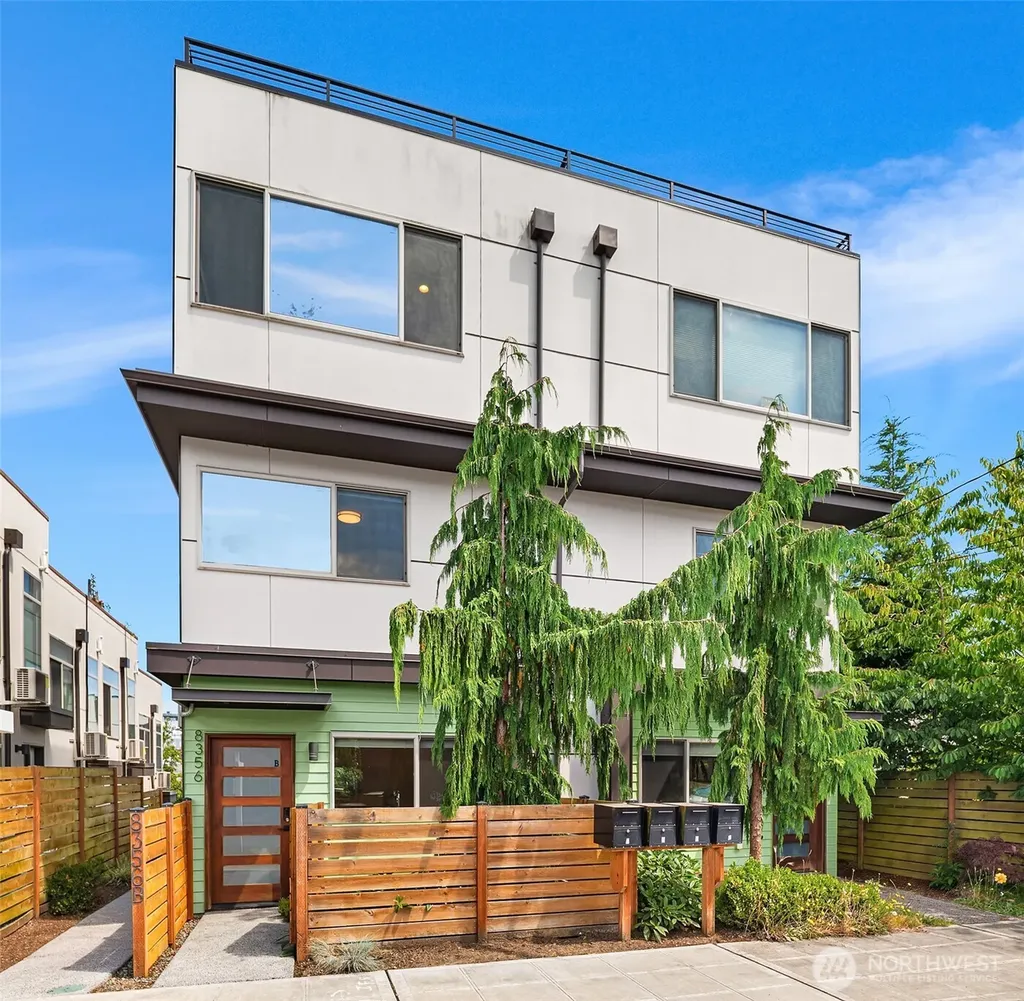 8356 19th Avenue NW Seattle WA 98117