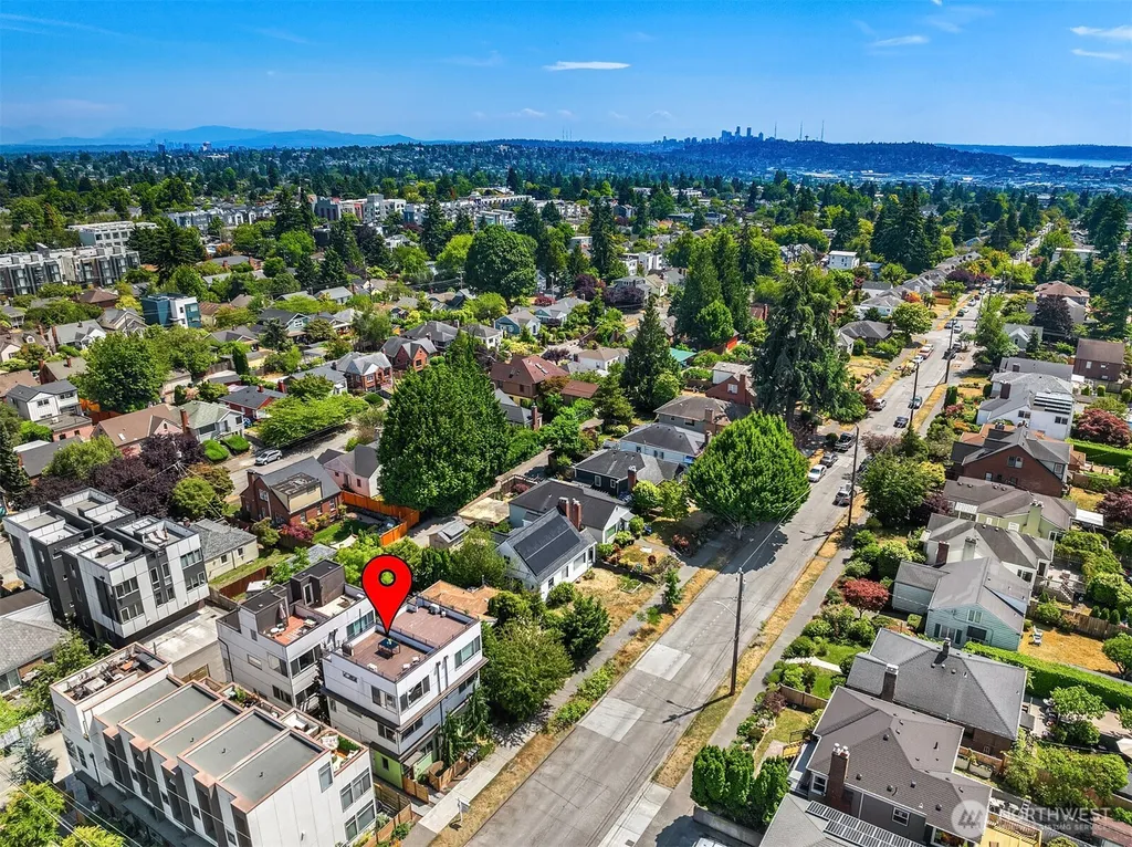 8356 19th Avenue NW Seattle WA 98117