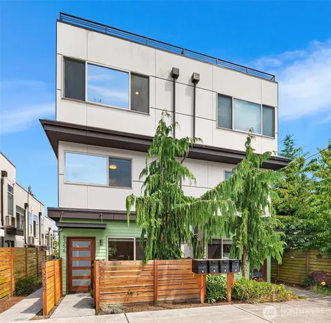 8356 19th Avenue NW Seattle WA 98117