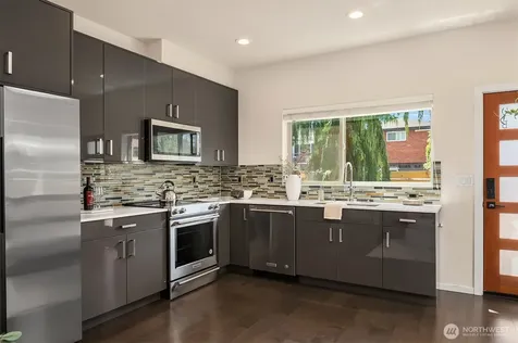 8356 19th Avenue NW Seattle WA 98117