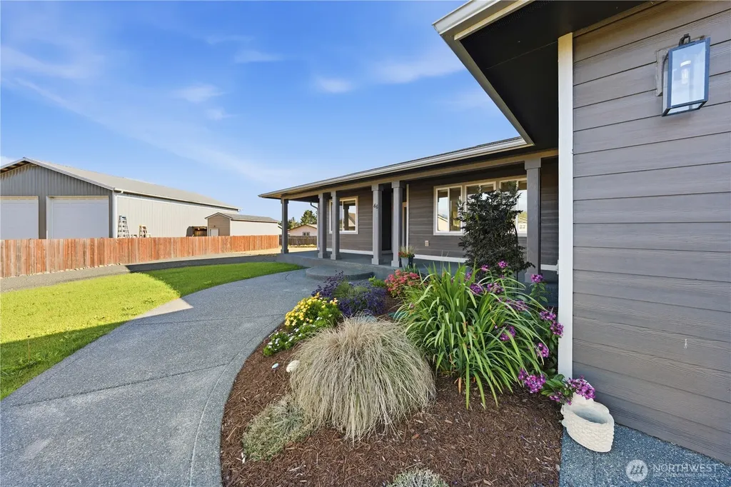 46 Bolster Way Sequim WA 98382