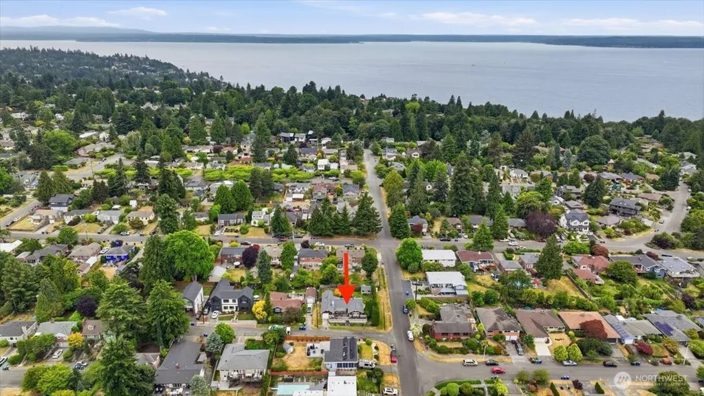10351 11th Avenue NW Seattle WA 98177