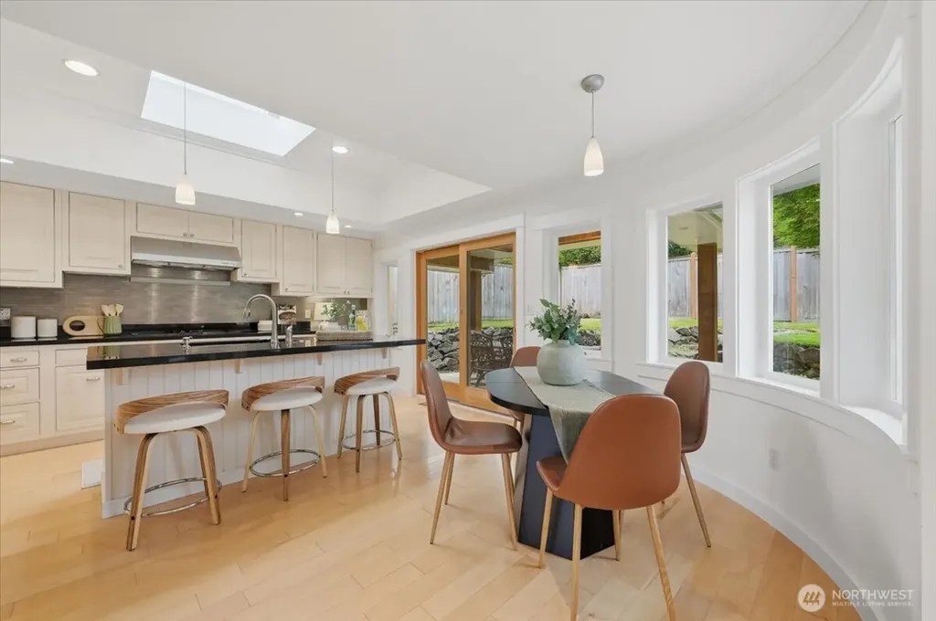10351 11th Avenue NW Seattle WA 98177