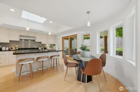 10351 11th Avenue NW Seattle WA 98177