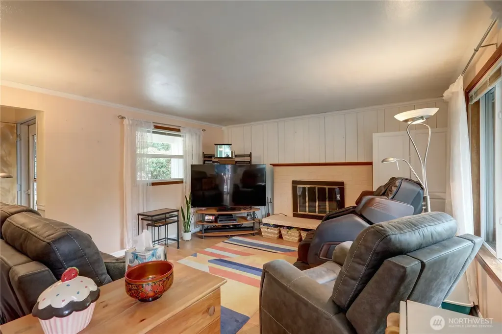 2346 SW 339th Street Federal Way WA 98023