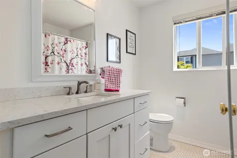 14424 SE 278th Place Kent WA 98042