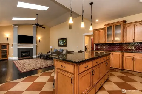 16103 122nd Avenue E Puyallup WA 98374