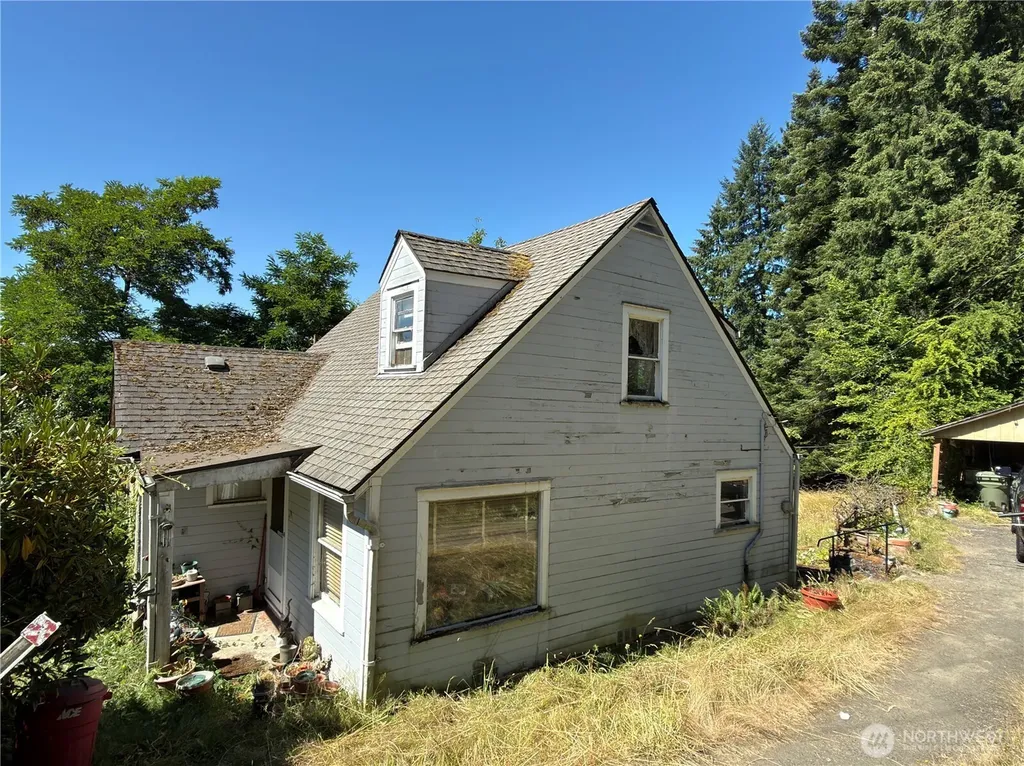 4411 Pacific Way Longview WA 98632