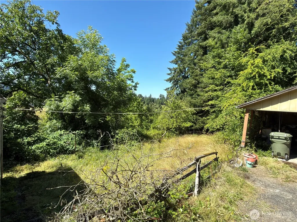 4411 Pacific Way Longview WA 98632